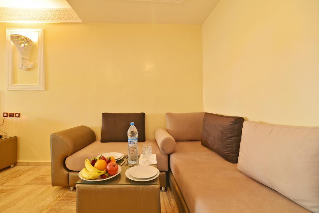 פס Hotel Blue Sky מראה חיצוני תמונה