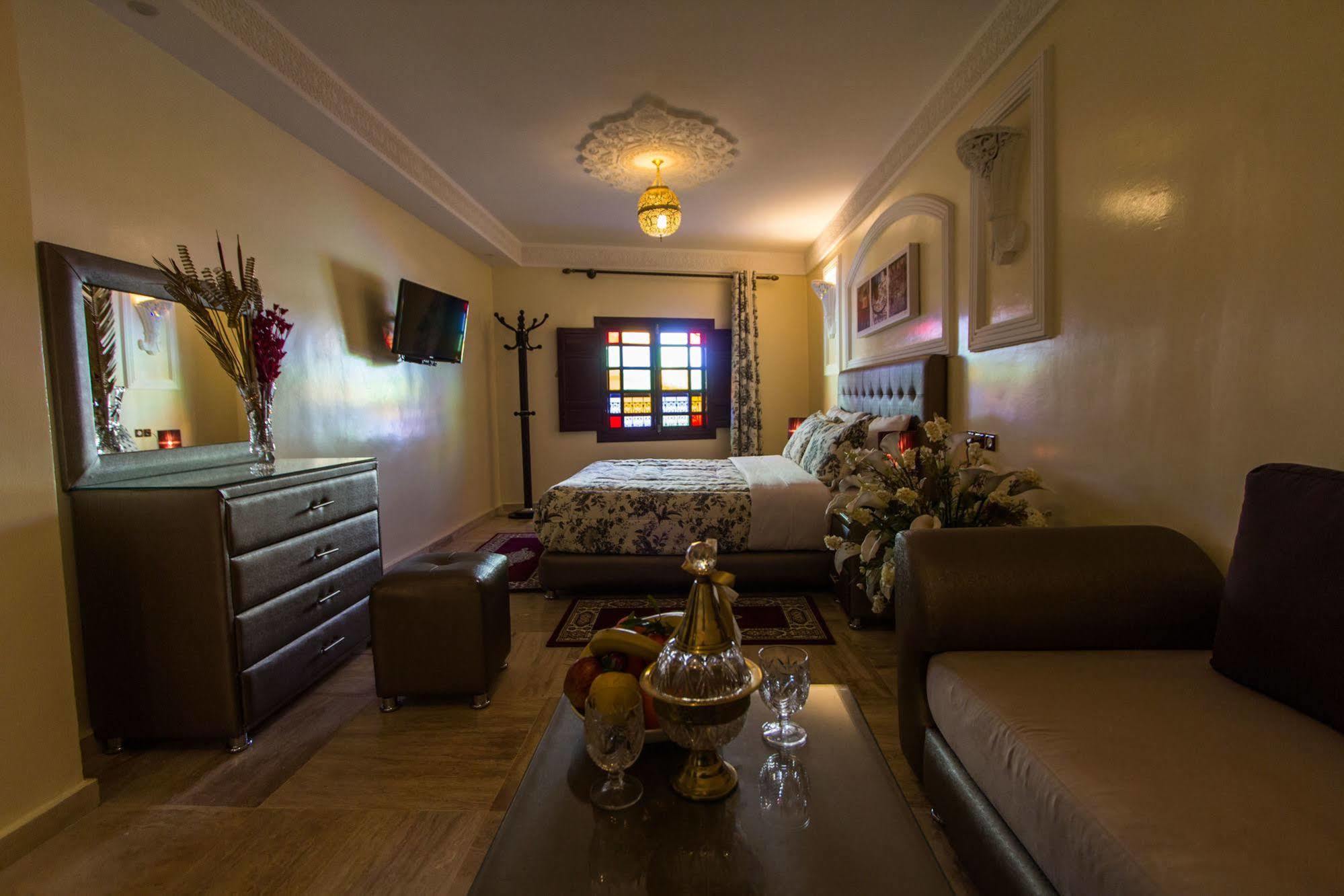 פס Hotel Blue Sky מראה חיצוני תמונה